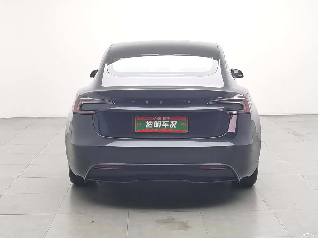 Tesla Model 3, 2024 4