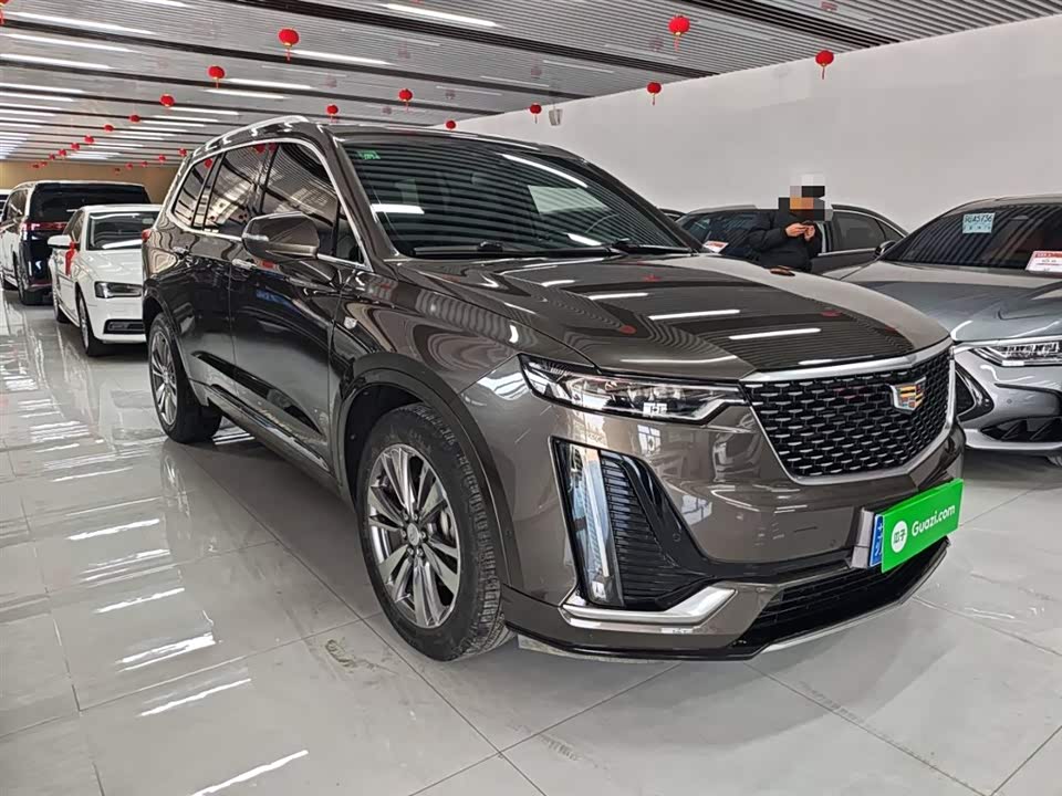 Cadillac XT6