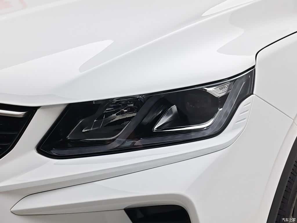 Geely Coolray, 2025 7