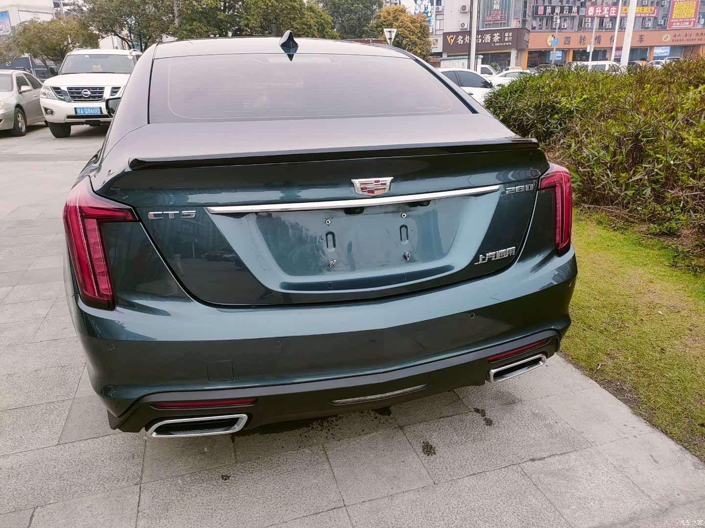Cadillac CT5, 2022 все фото