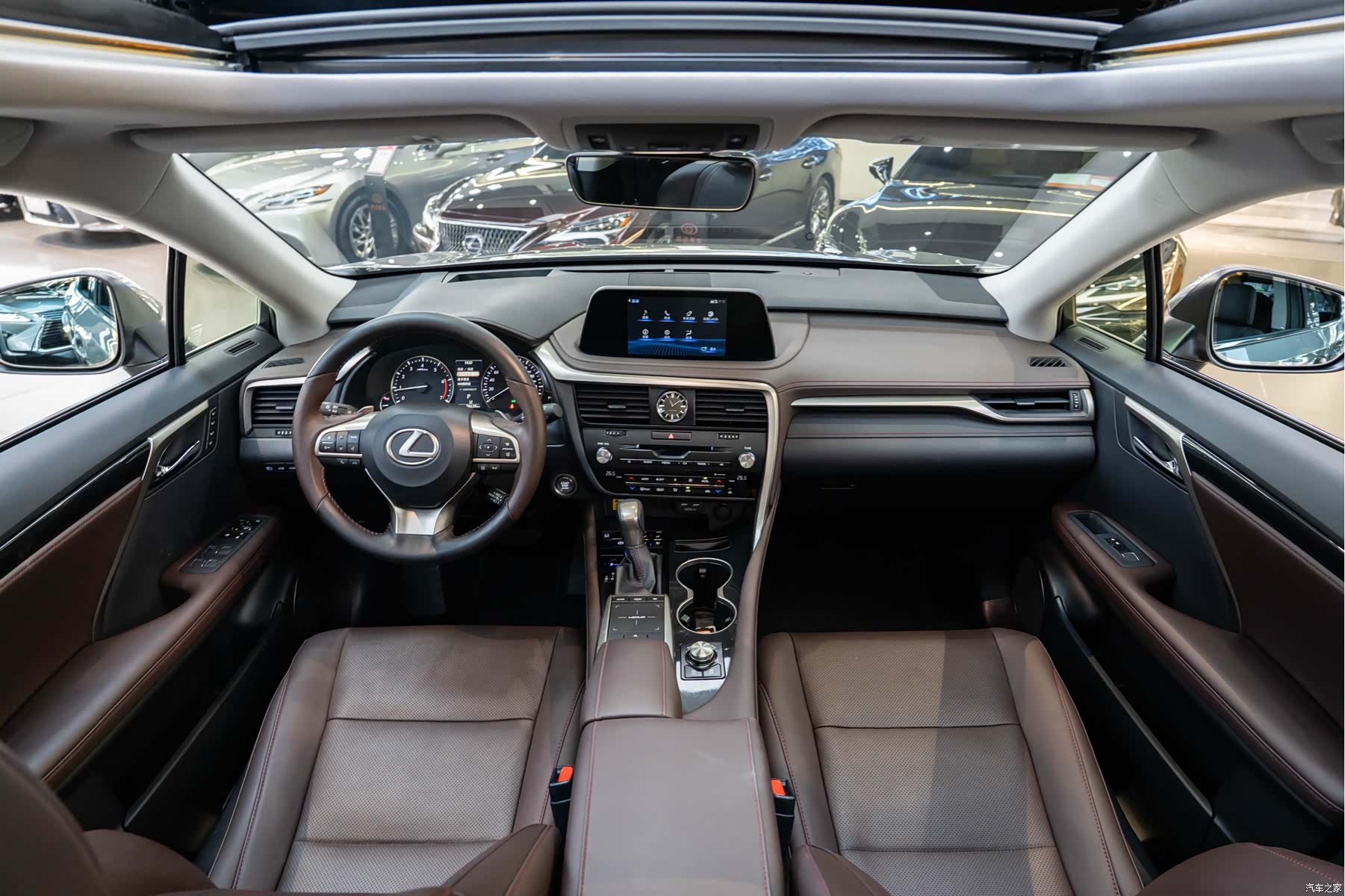 Lexus RX, 2023 13