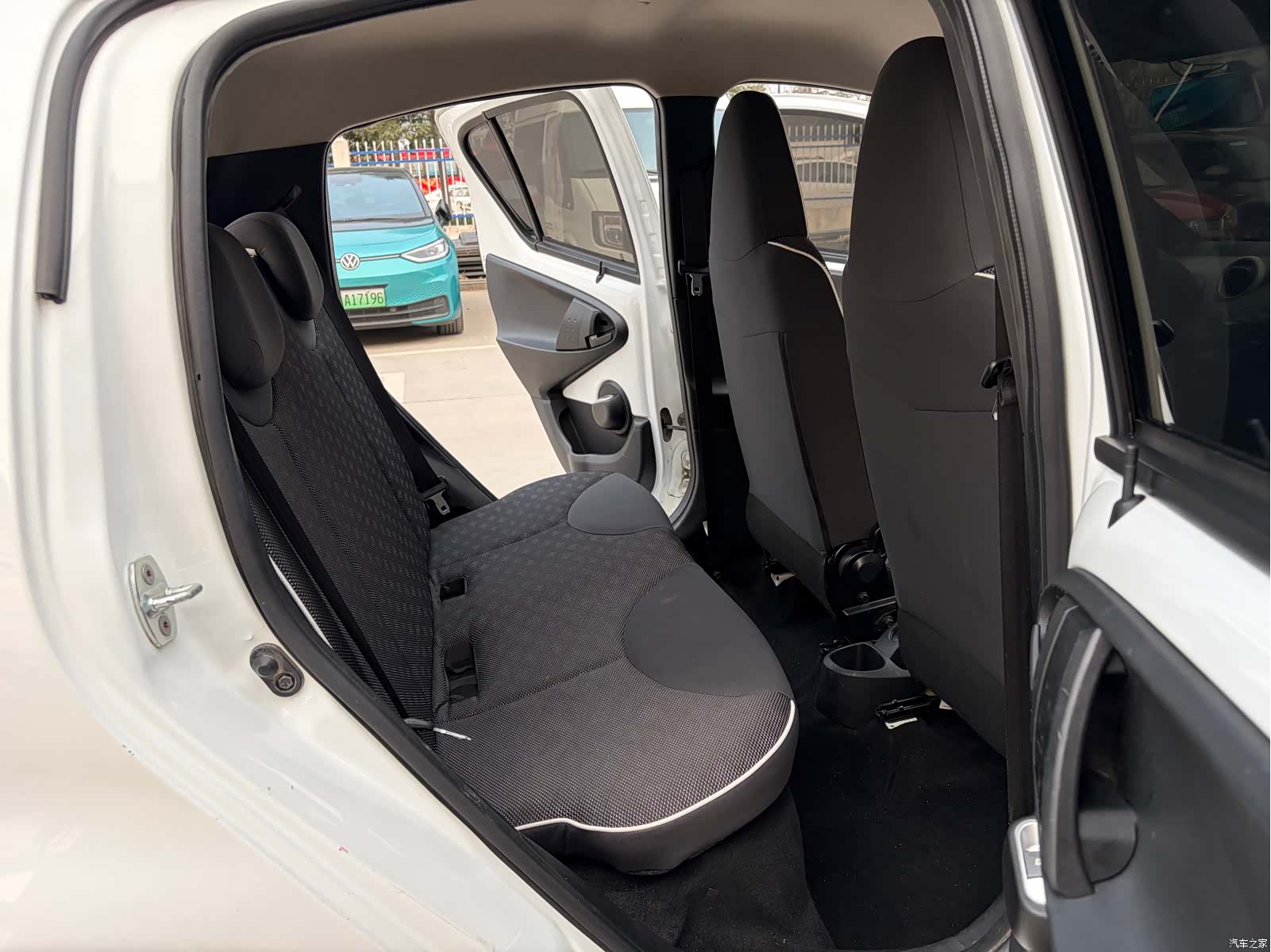 BYD F0, 2018 13