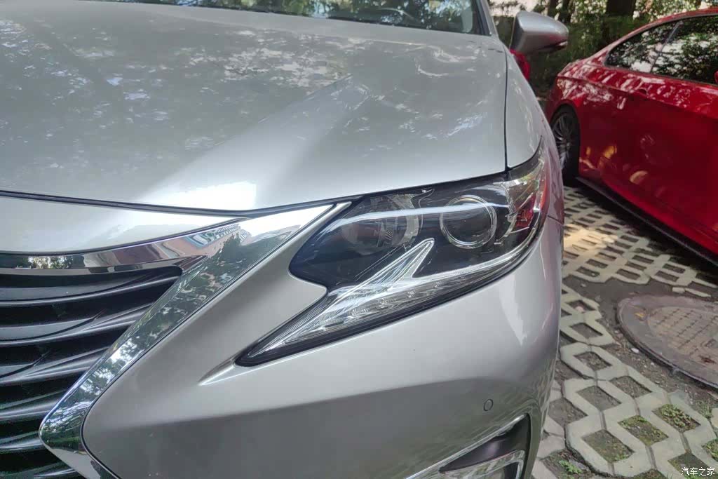 Lexus ES, 2017 все фото
