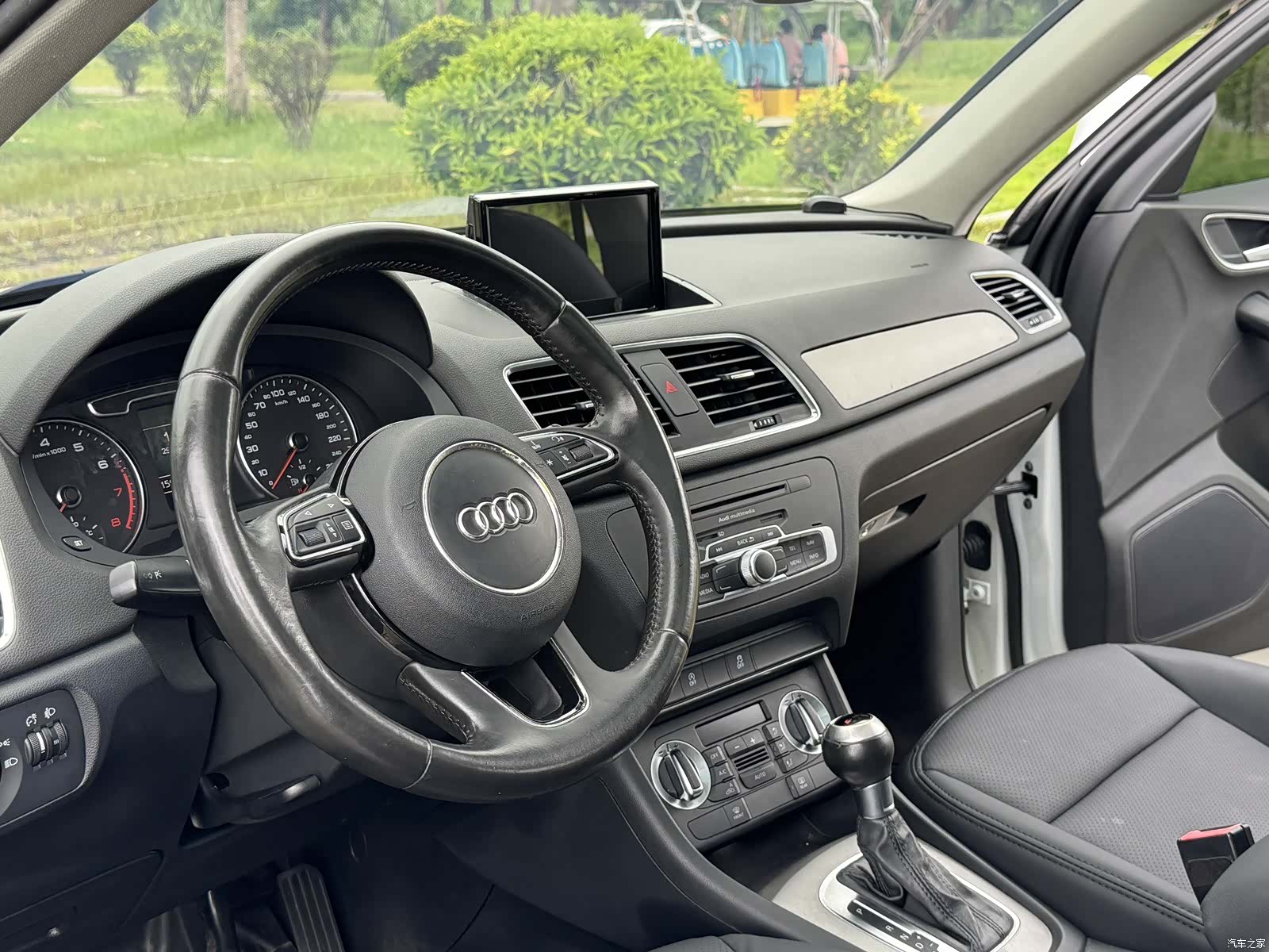 Audi Q3, 2015 13