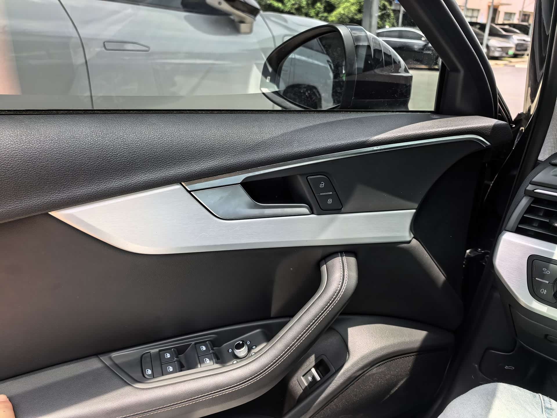 Audi A4L, 2022 7