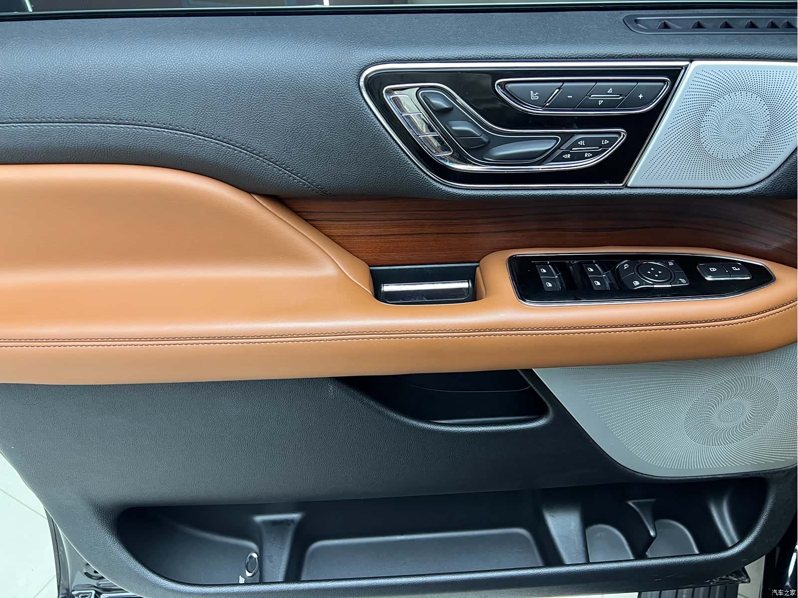 Lincoln Navigator, 2022 6