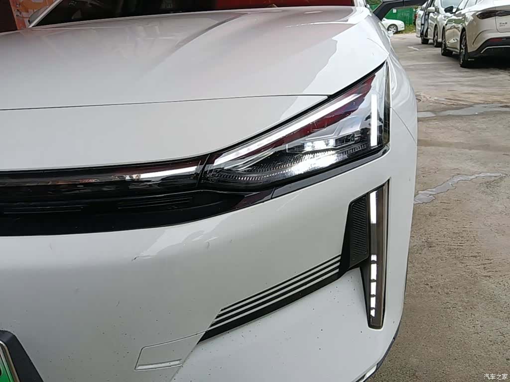 Geely Galaxy L6, 2024 24
