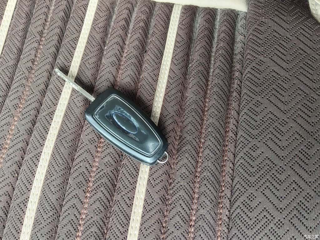 Ford Focus, 2015 9