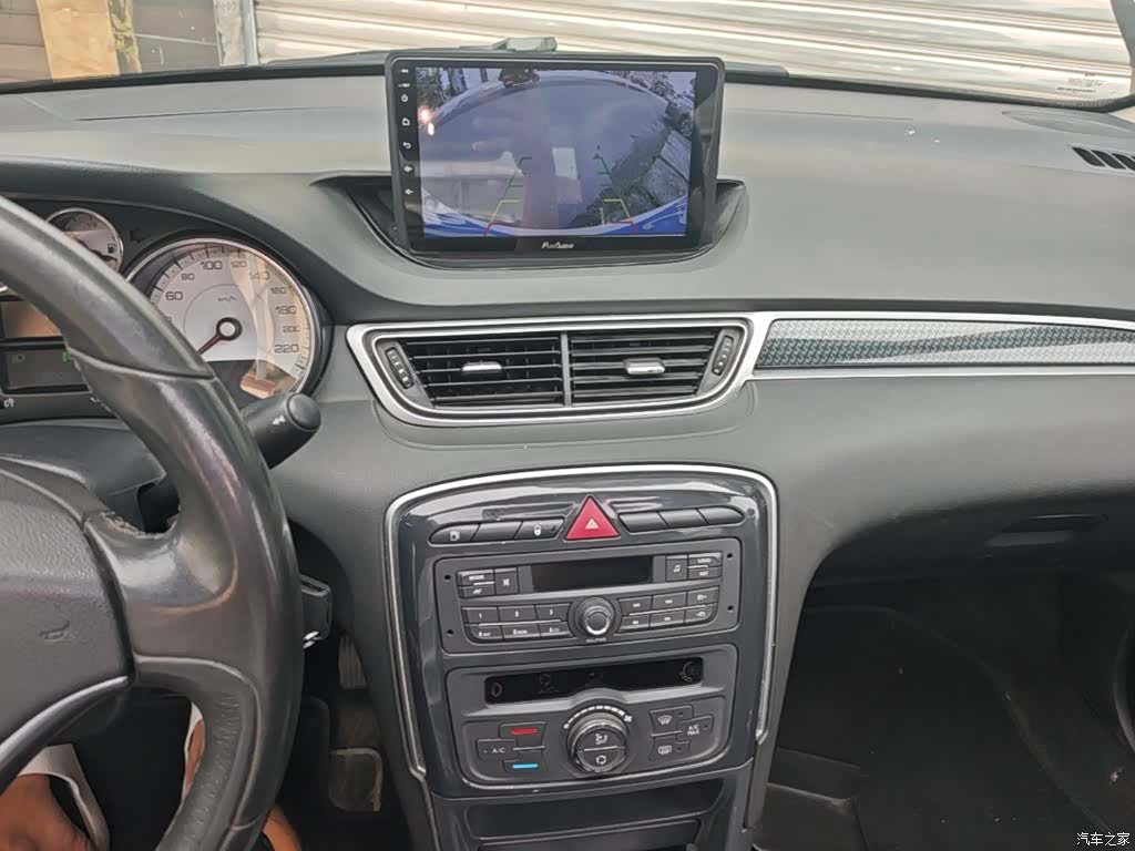 Peugeot 308, 2016 13
