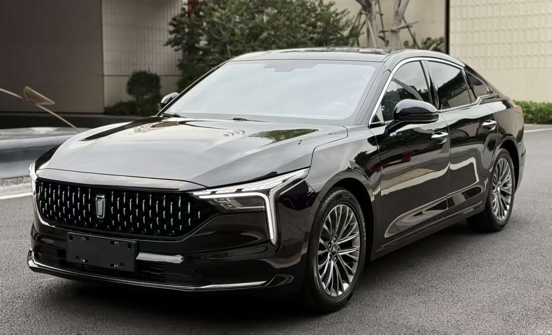 Bestune B70, 2023 1