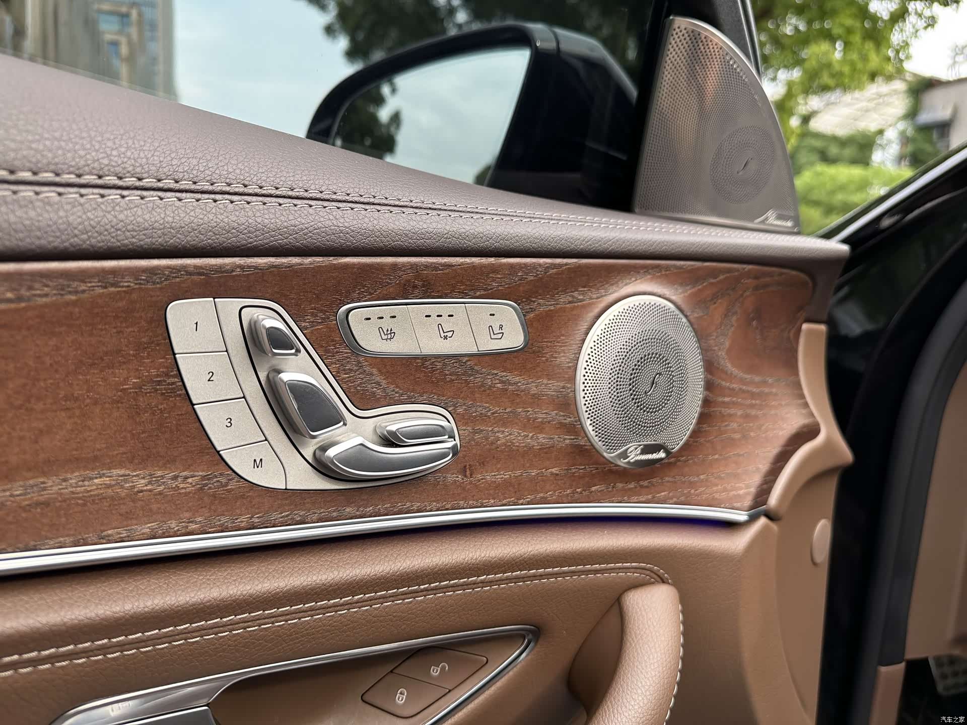 Mercedes-Benz E-Class, 2021 10