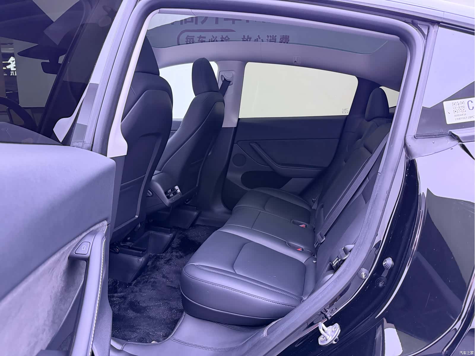 Tesla Model Y, 2024 все фото