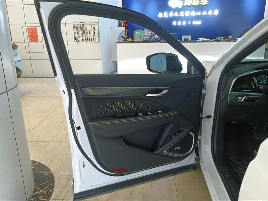 Geely Tugella (рест)