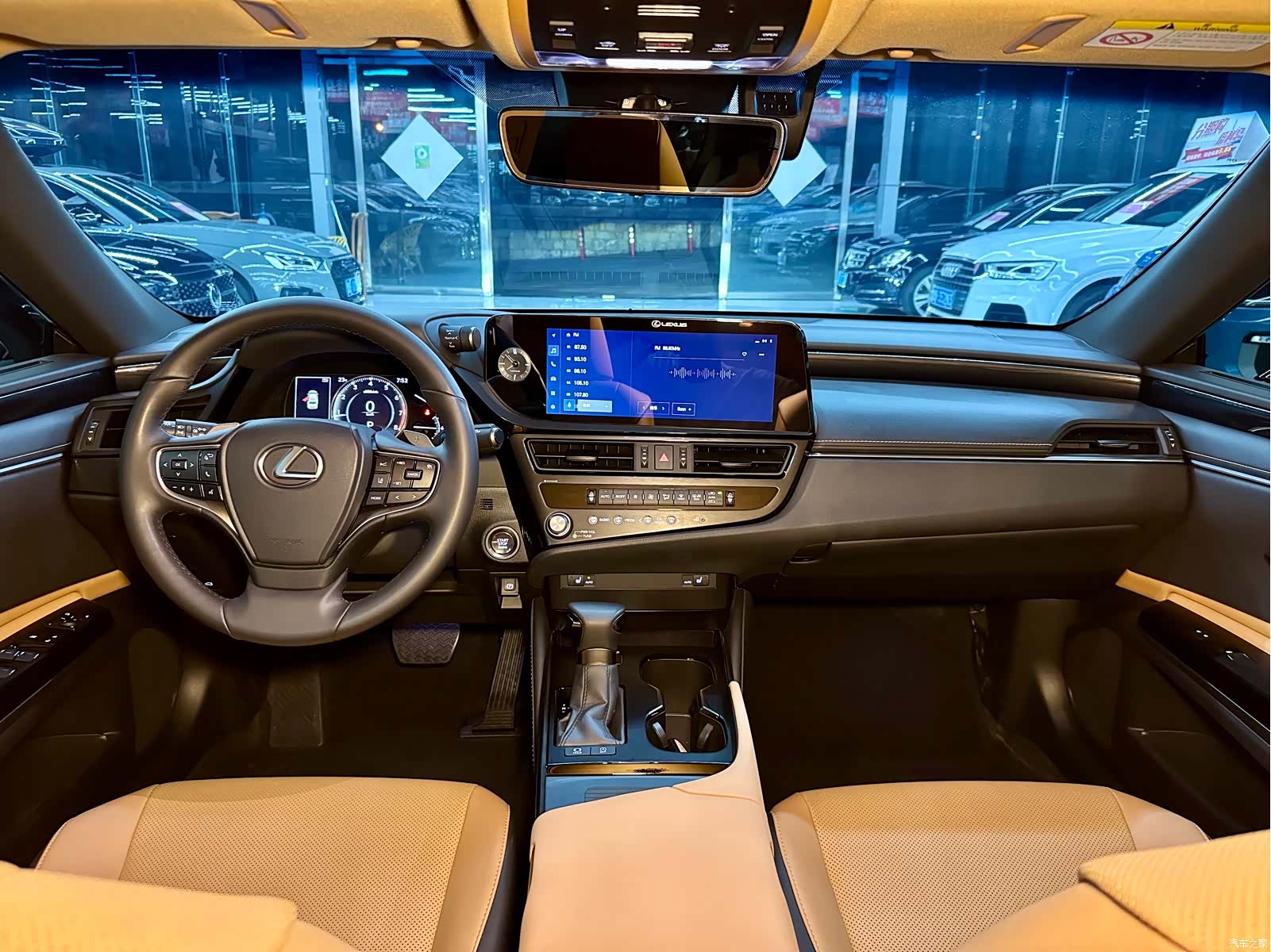 Lexus ES, 2024 9