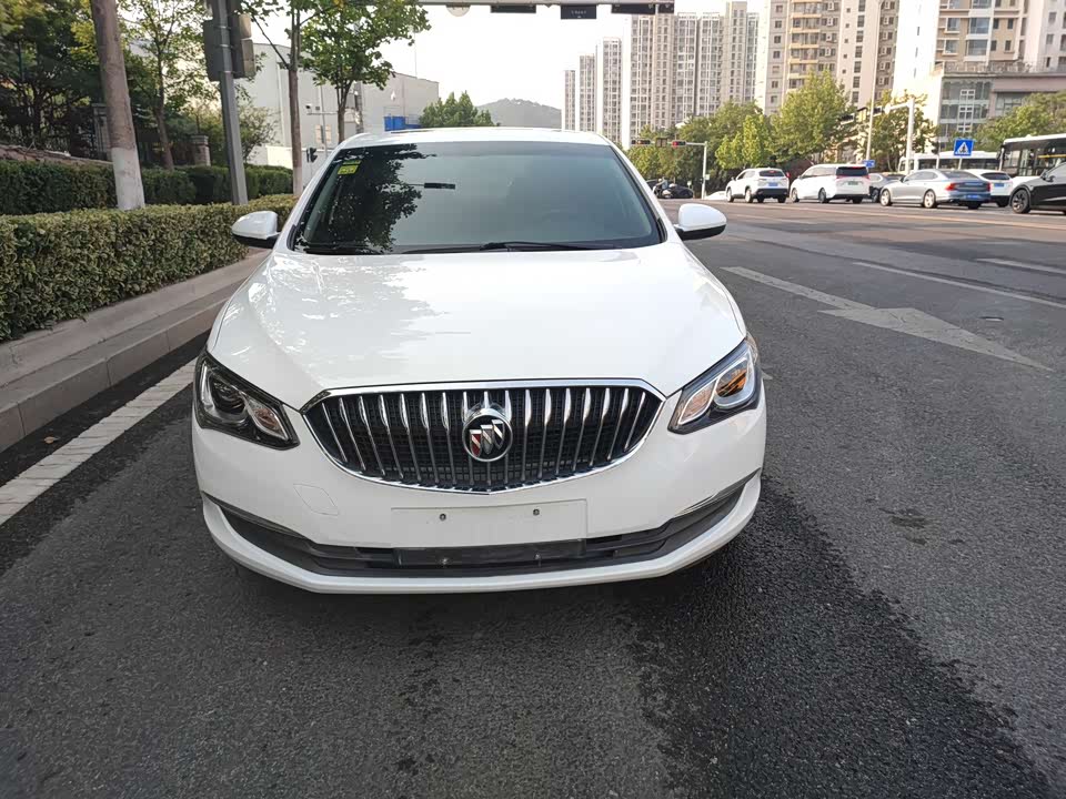 Buick Yinglang