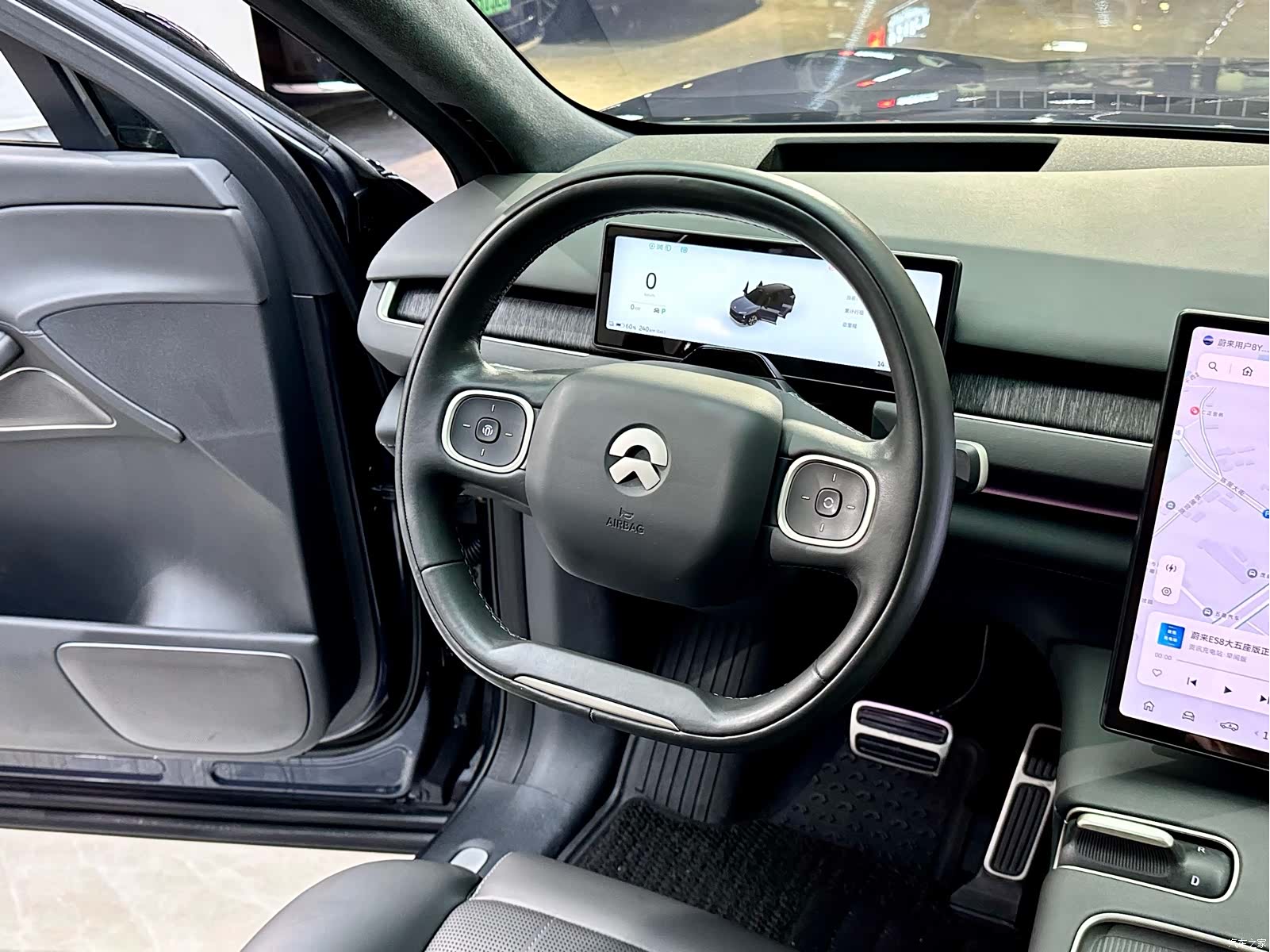 NIO ES8, 2023 12