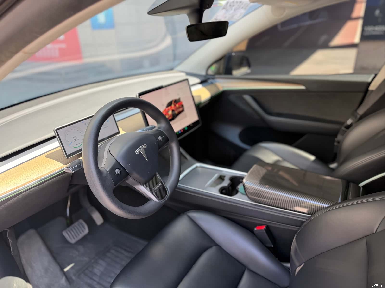 Tesla Model Y, 2022 4