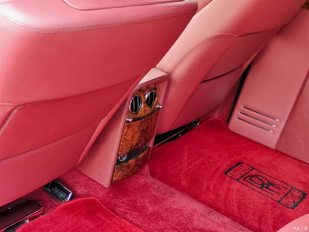 Rolls-Royce Phantom, 2014 9