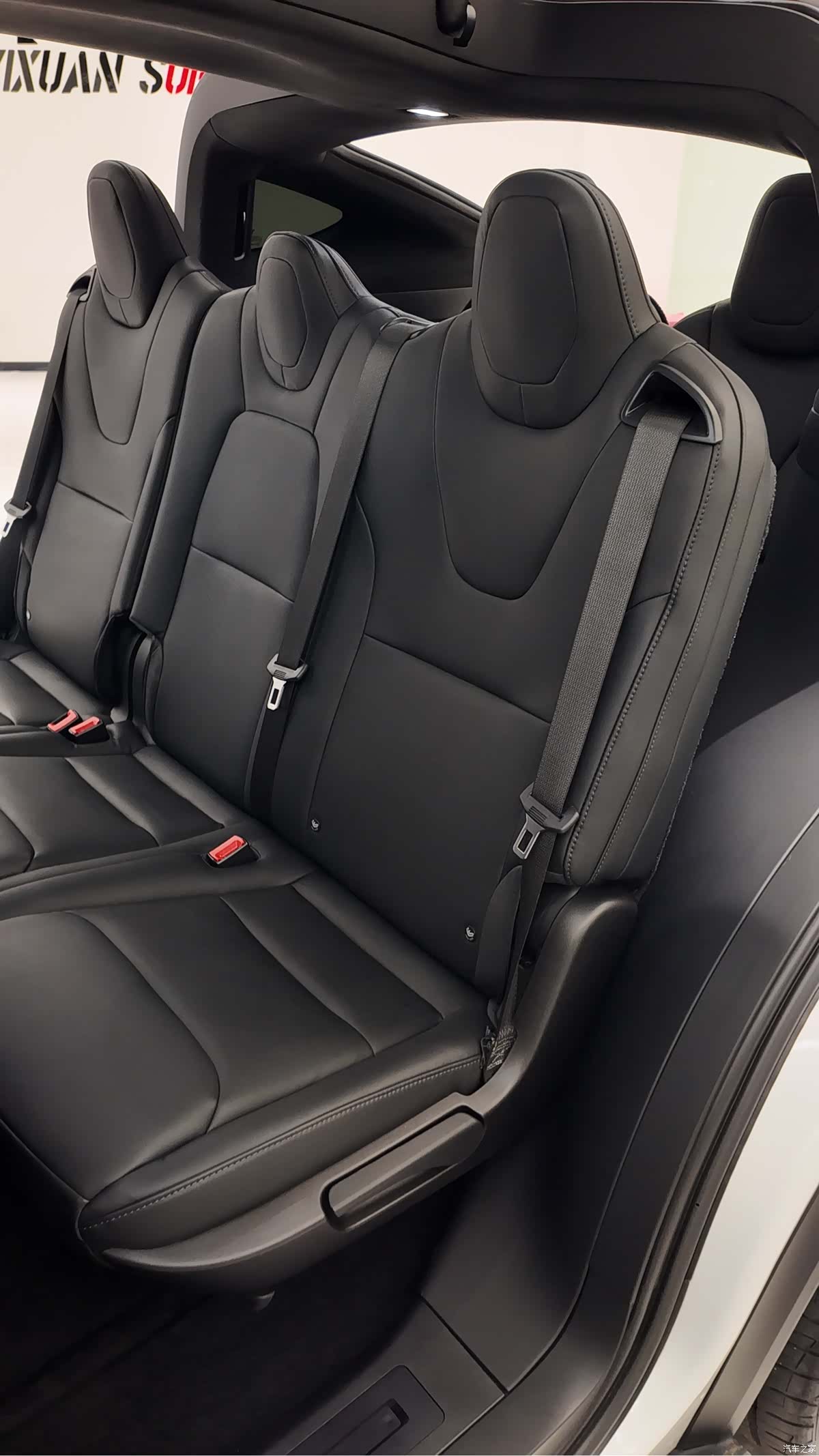 Tesla Model X, 2020 9