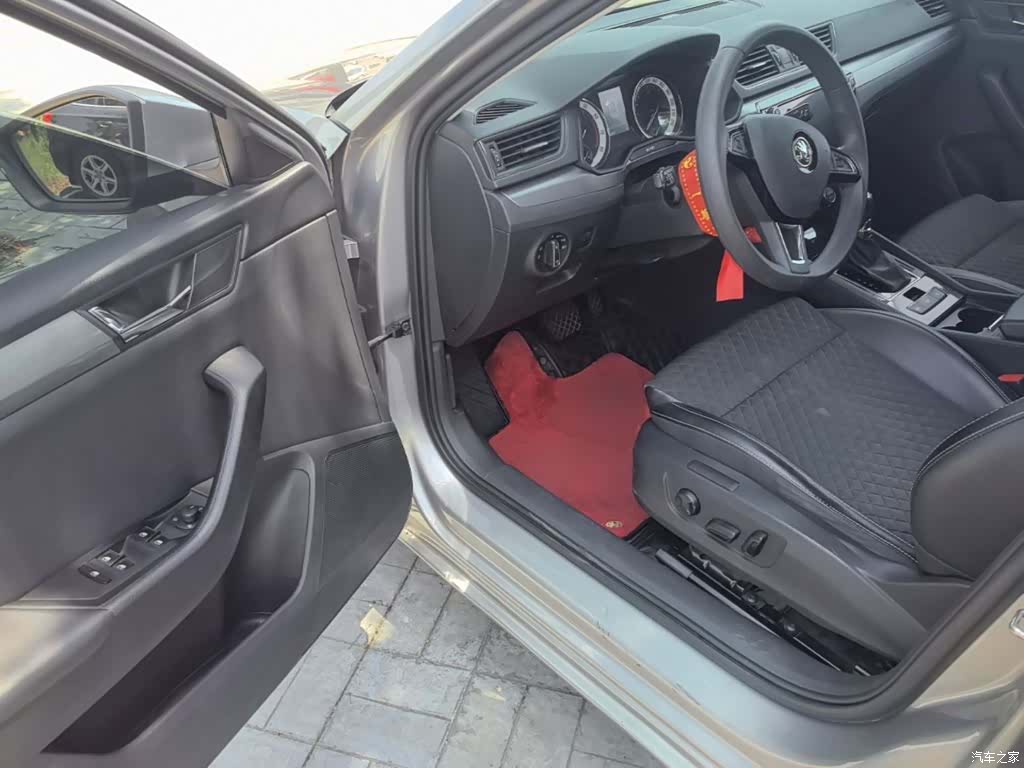 Skoda Superb, 2018 16