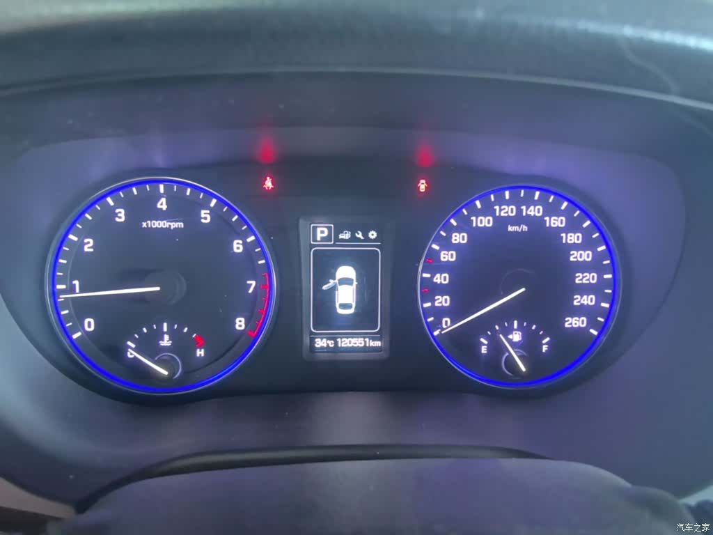 Hyundai GLS, 2016 12