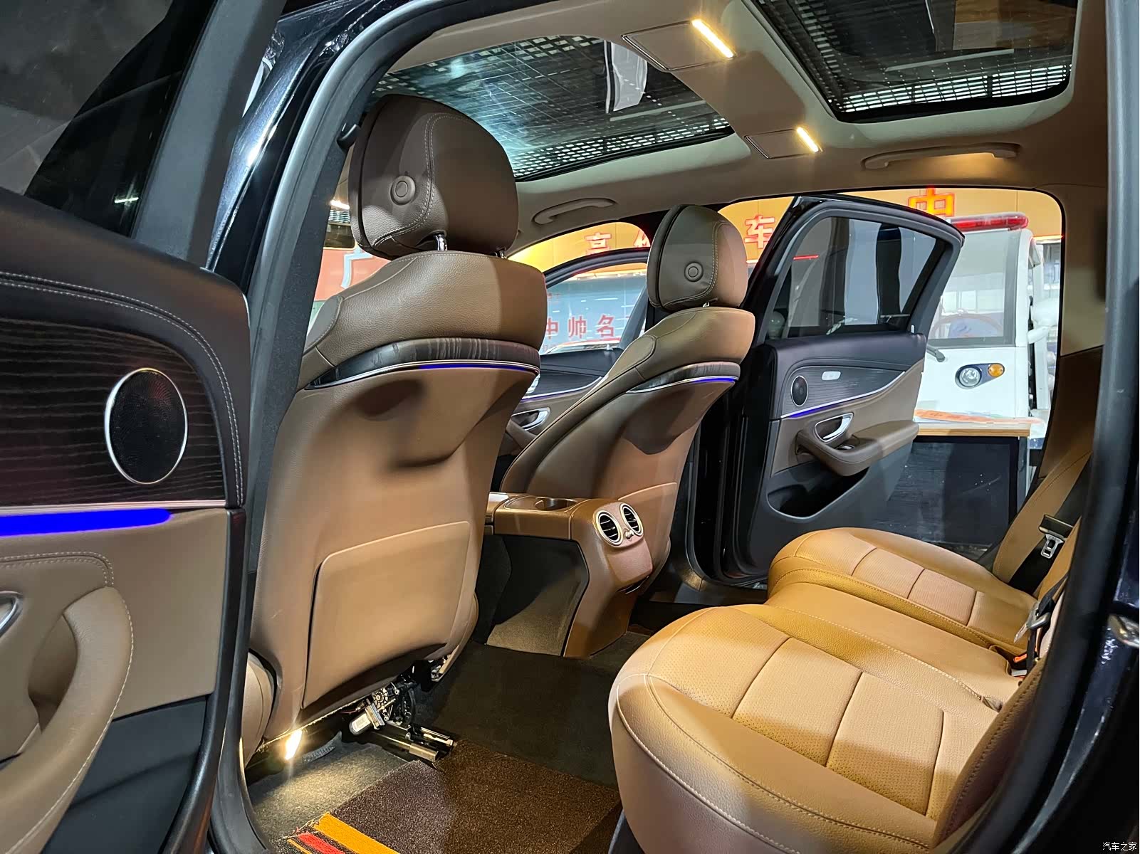 Mercedes-Benz E-Class, 2020 10