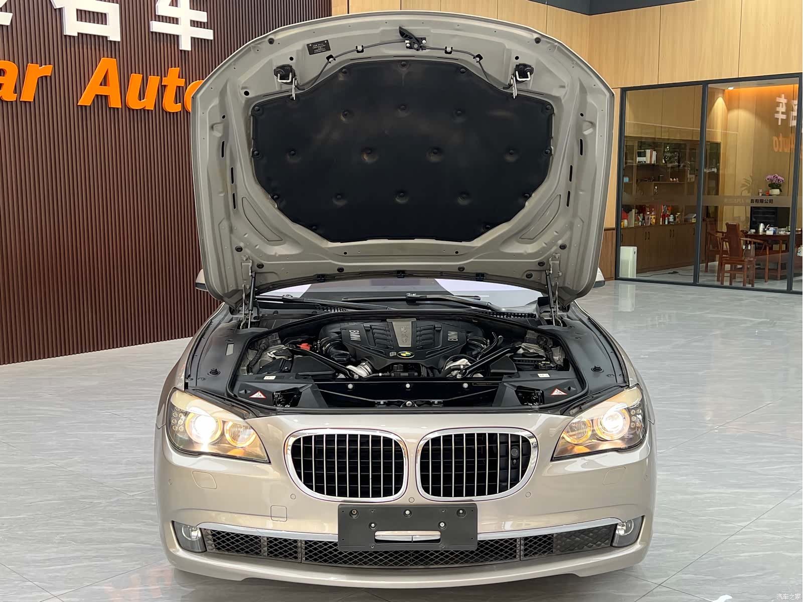 BMW 7 Series, 2012 34