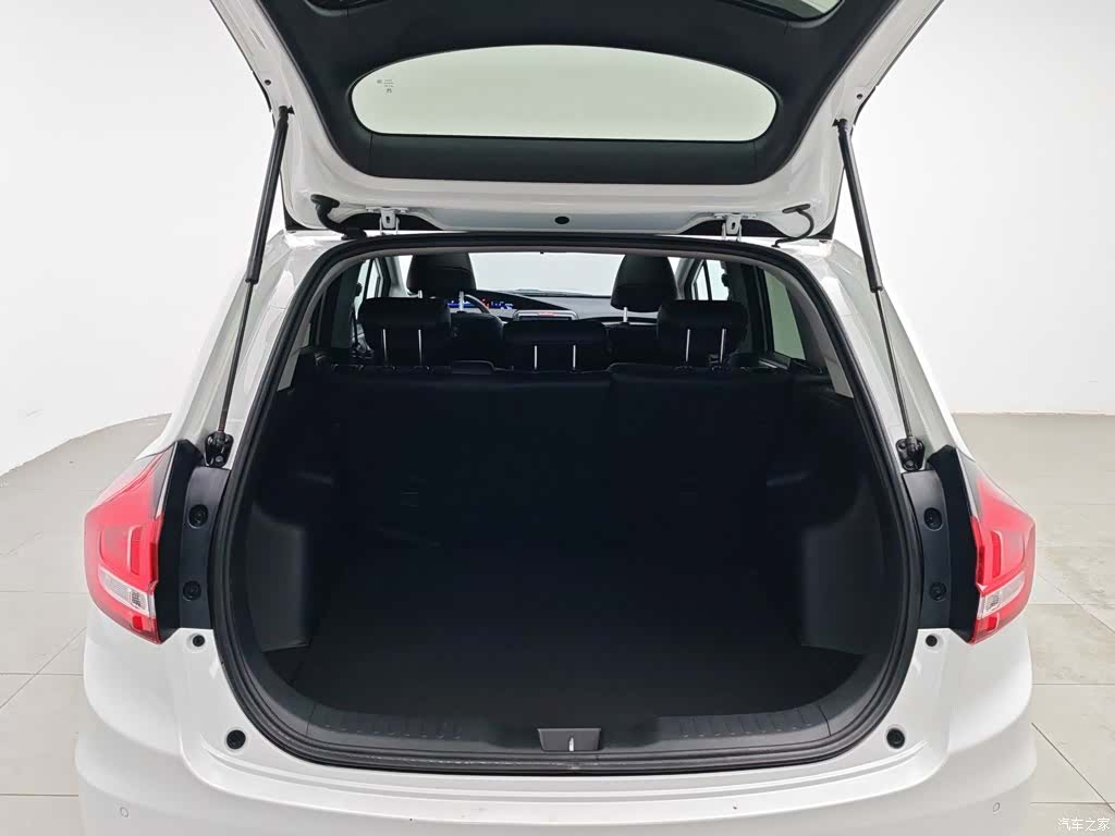Honda Jade, 2018 16