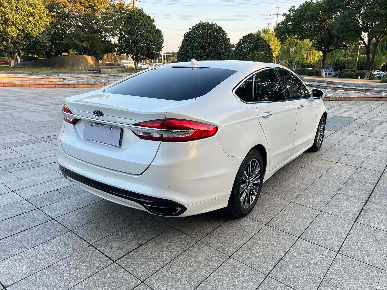 Ford Mondeo, 2018 все фото