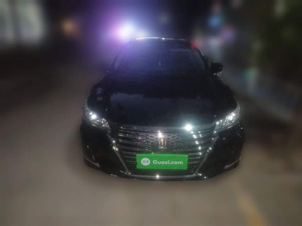 Toyota crown