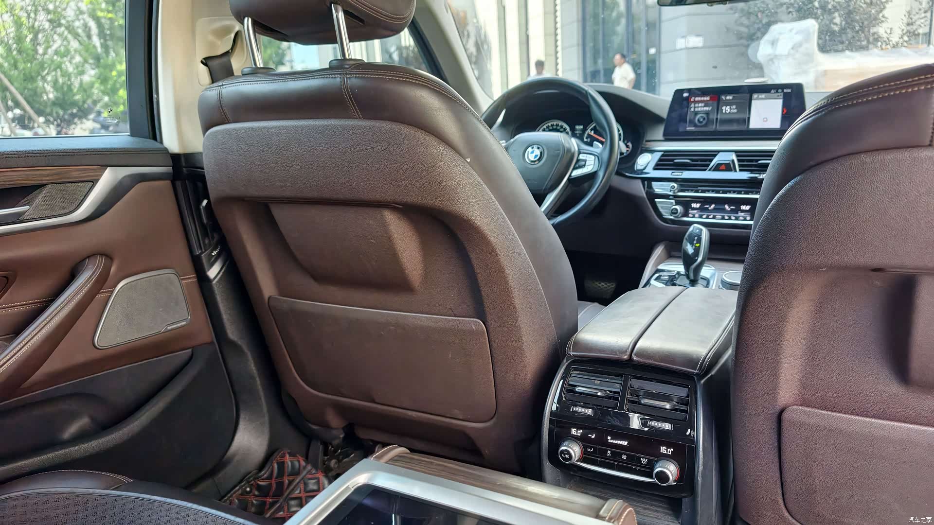 BMW 5 Series, 2018 9