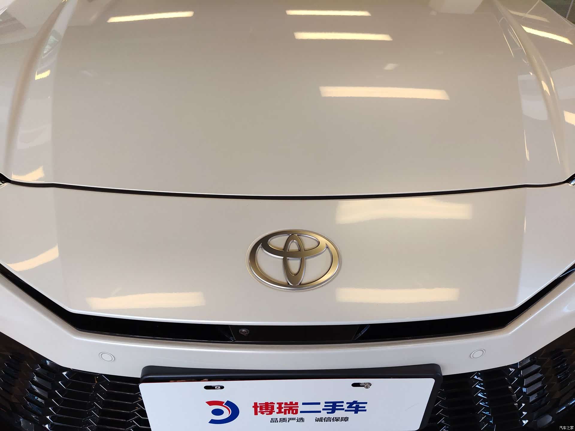 Toyota Camry, 2024 все фото