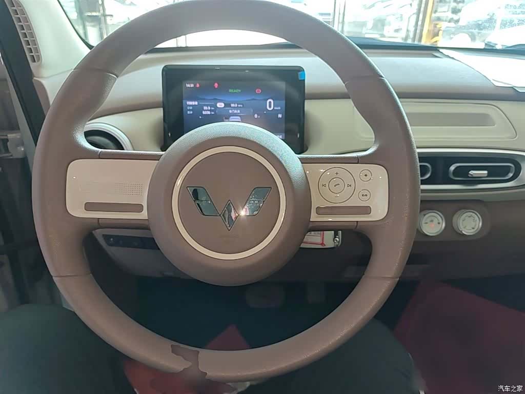 Wuling MINIEV, 2025 11