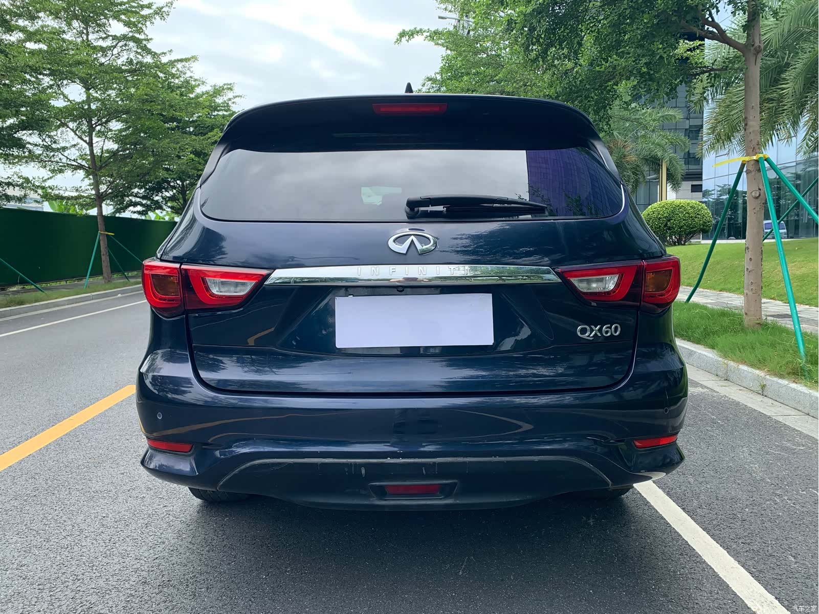 Infiniti QX60, 2021 все фото