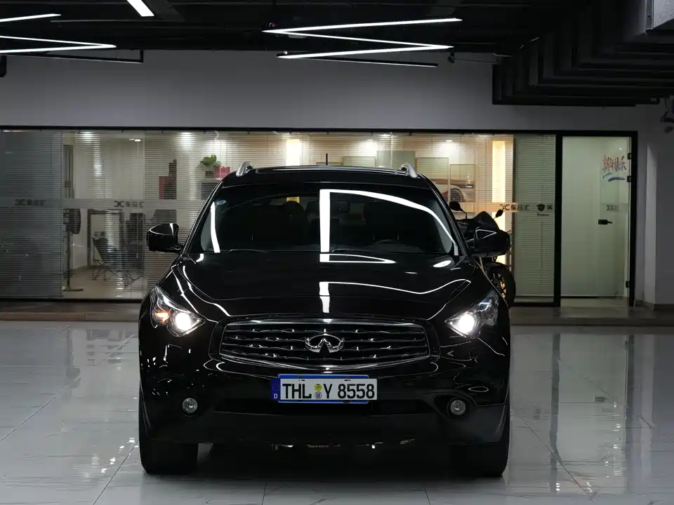 Infiniti FX