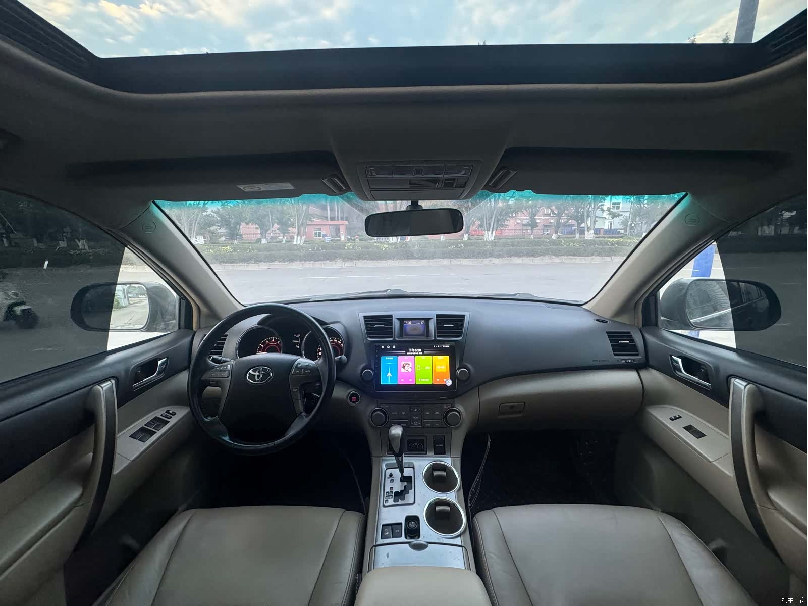 Toyota Highlander, 2010 10