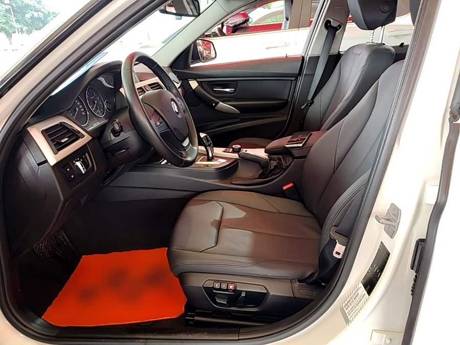 BMW 3 Series 2015, фото 14