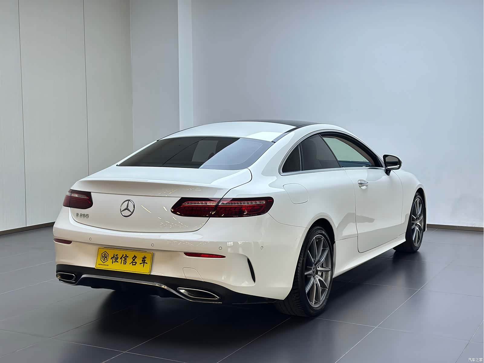 Mercedes-Benz E-Class, 2024 6