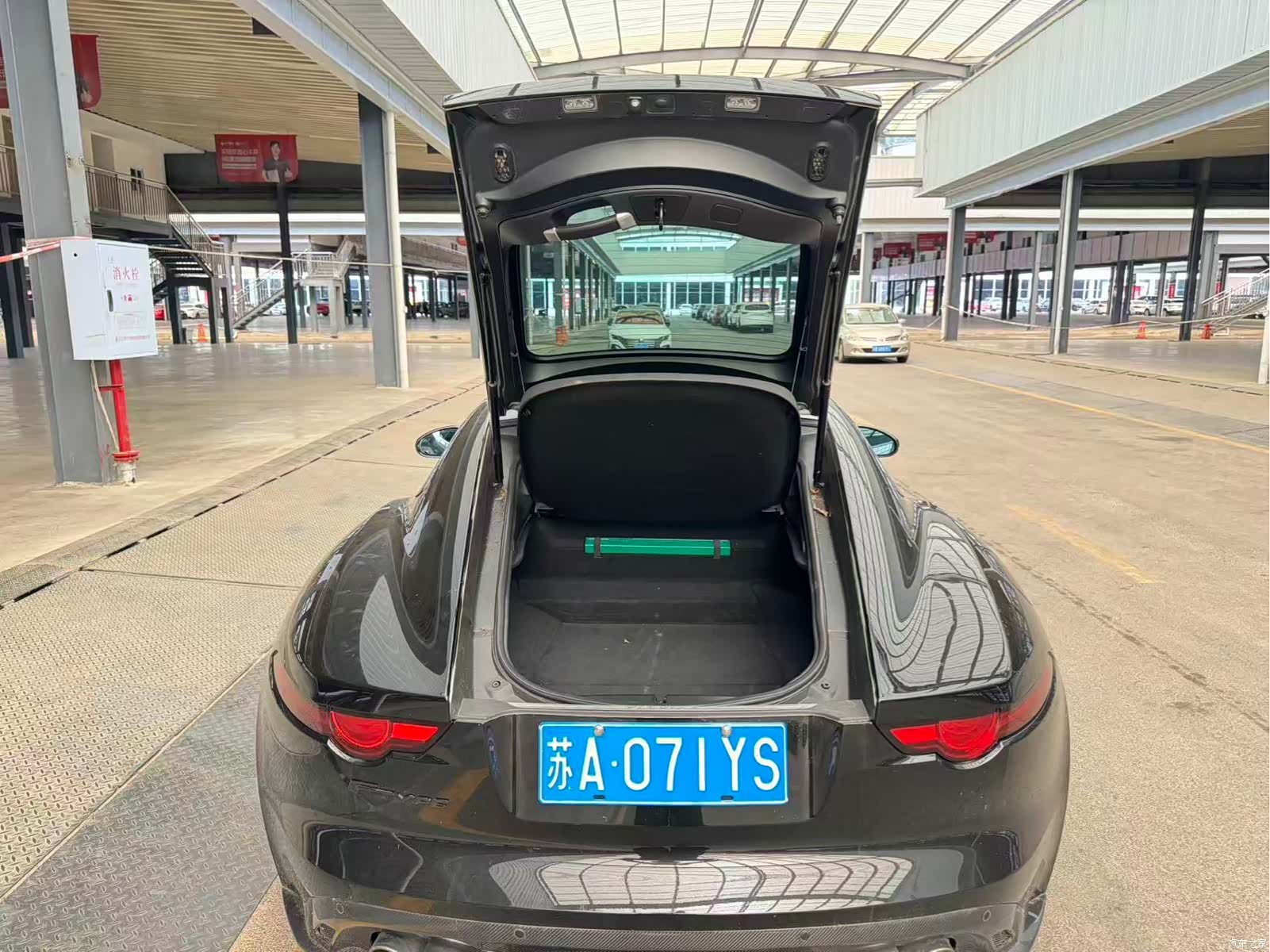 Jaguar F-TYPE, 2018 8