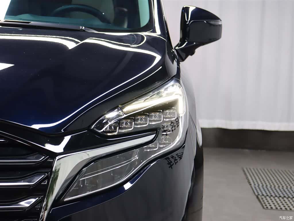 Buick GL8, 2023 все фото