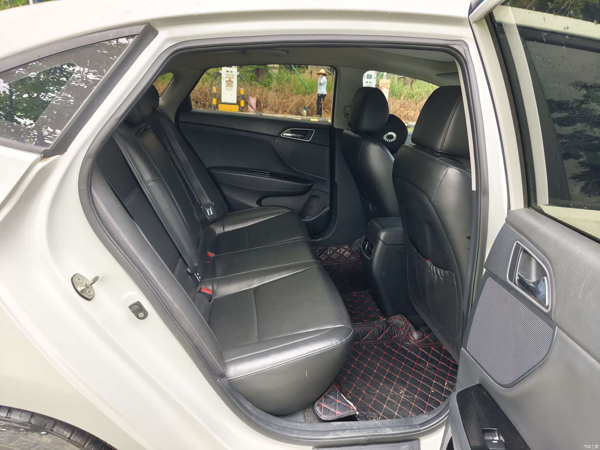 Hyundai GLS, 2014 12