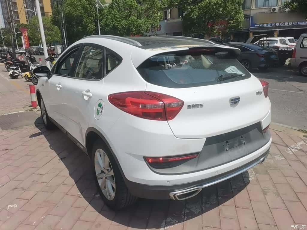 Geely Emgrand, 2018 все фото