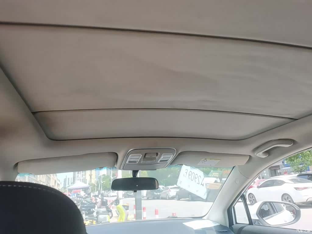 Geely Emgrand, 2018 18