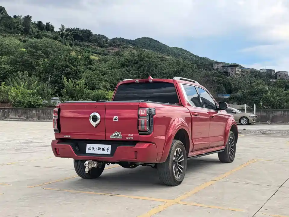 Great Wall Mountain and sea cannon