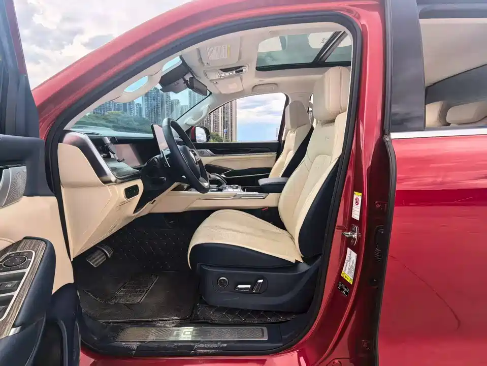 Great Wall Mountain and sea cannon