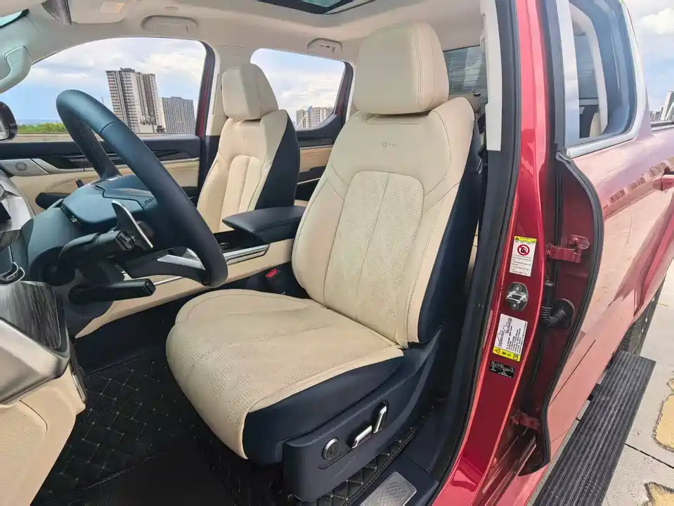 Great Wall Mountain and sea cannon