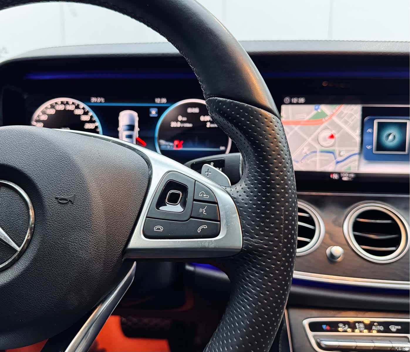 Mercedes-Benz E-Class, 2018 все фото