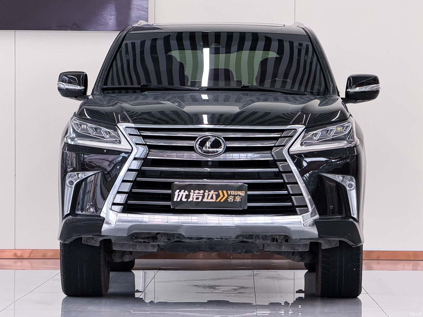 Lexus LX, 2019 2