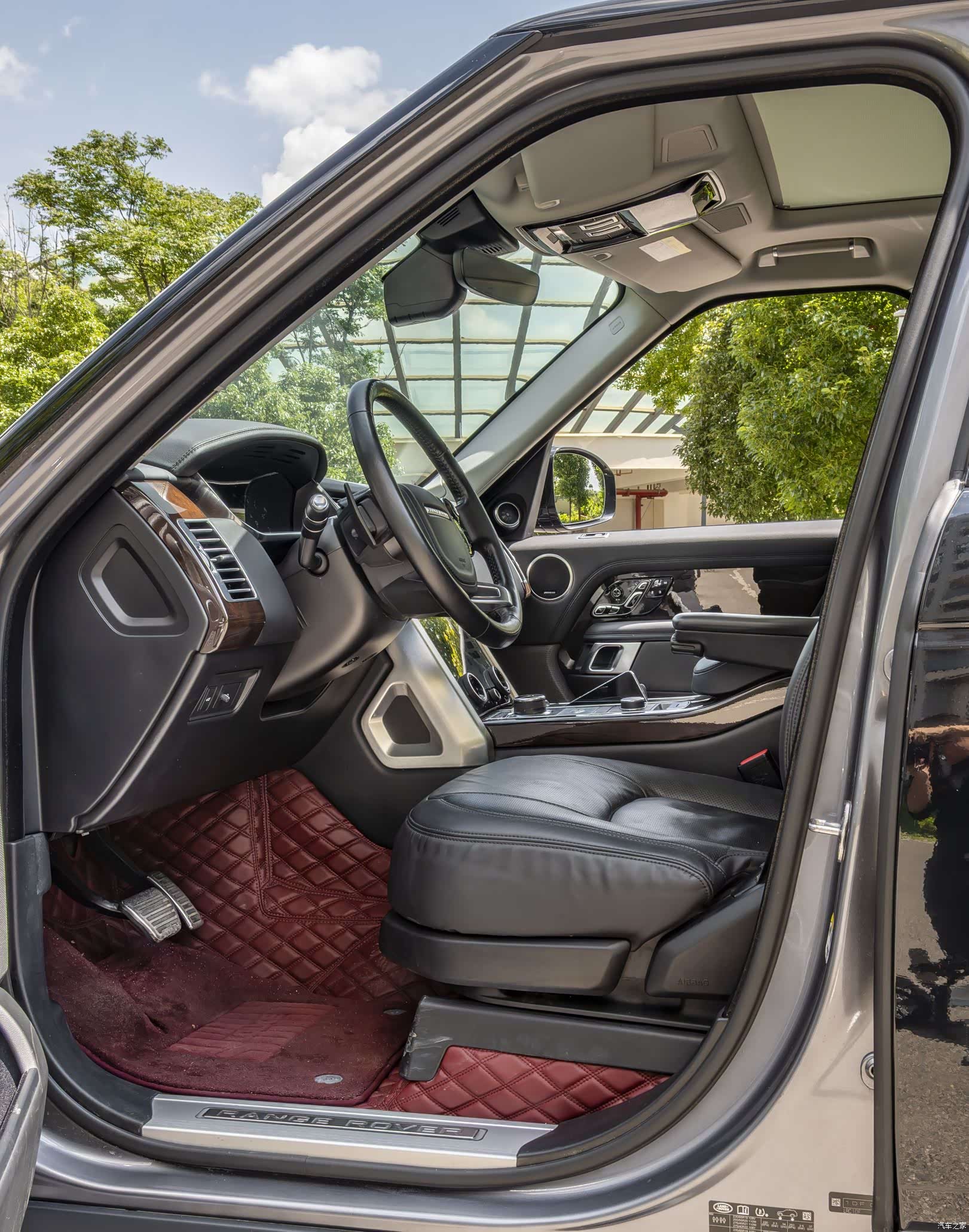 Land Rover Range Rover, 2022 14