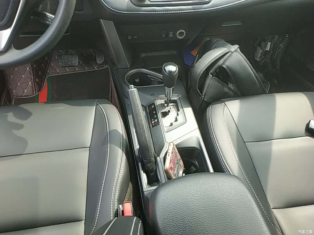 Toyota RAV4, 2018 14